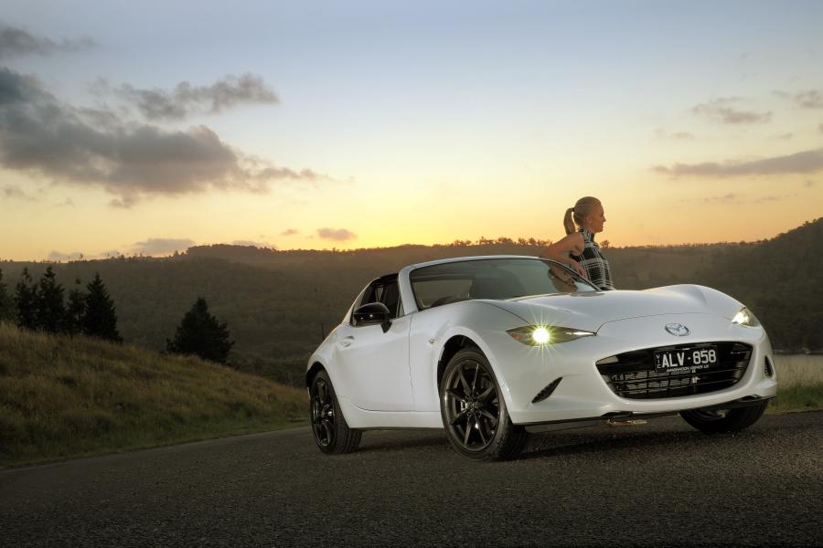 Mazda MX-5 RF (ND) 2017 года  (AU) (фото 2 из 42)